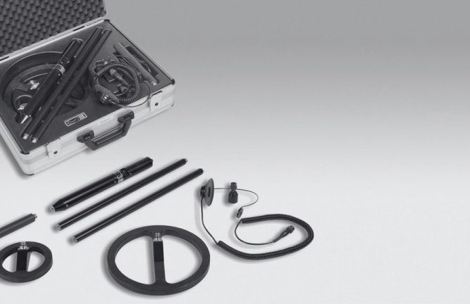 Ebinger modular metal detector kit with interchangeable search coils and transport case.